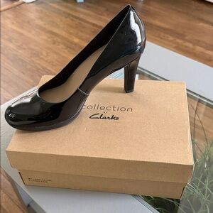 Clarks Black Patent Heel Pump